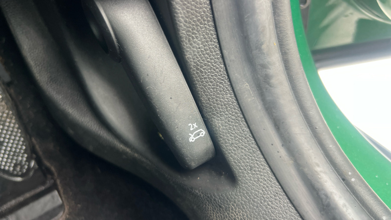 MINI Hatchback 1.5 Cooper Classic 3dr Petrol Hatchback